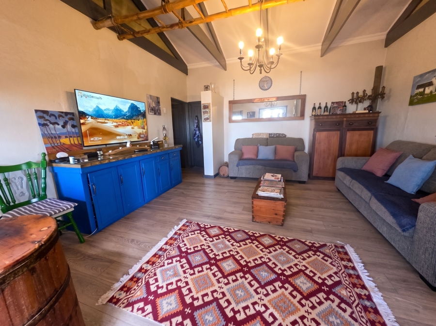 2 Bedroom Property for Sale in Napier Western Cape